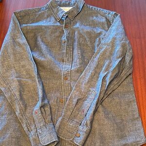 Old Navy Men's Casual chambary Button-Down Shirt